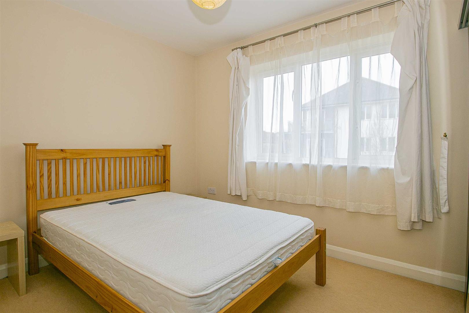 Tanfield Lane, Broughton, Milton Keynes